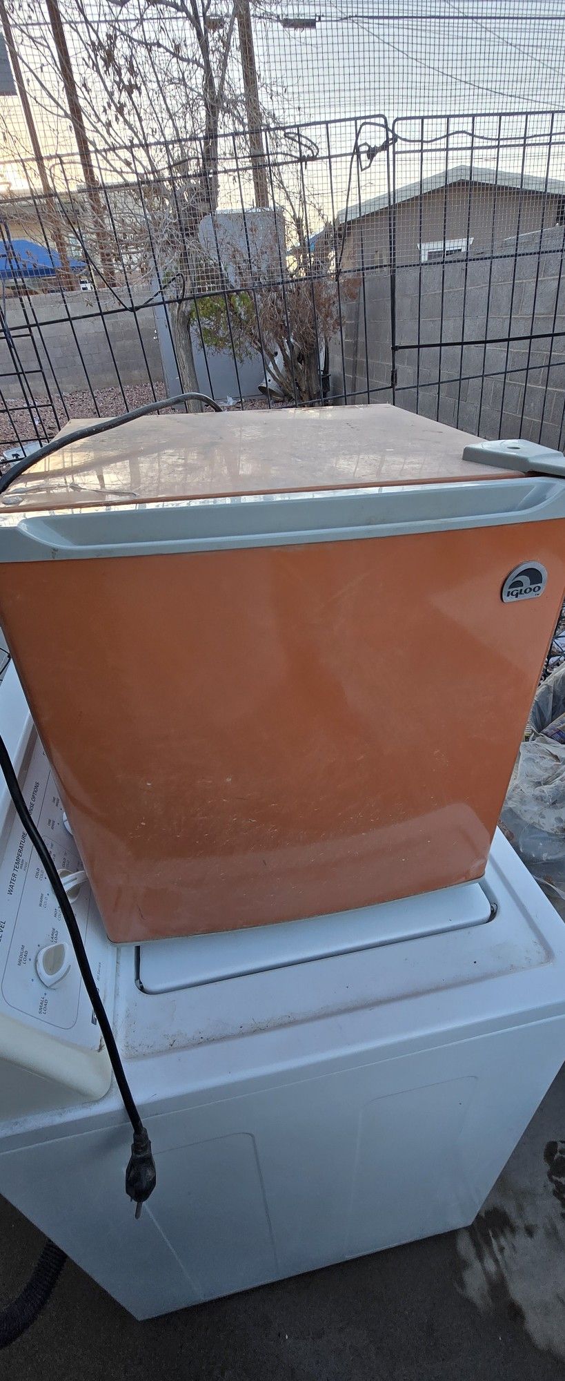 Igloo Good Condition Works Great