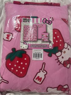 Hello Kitty Strawberry Tote Quilt