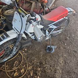1998 Honda Xr100 $600 Title In Hand Needs Work