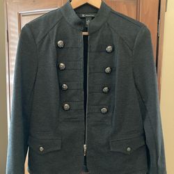 Women’s jacket. Size medium.