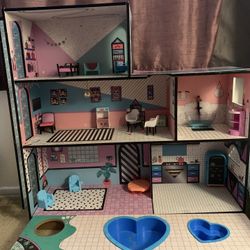 Doll House