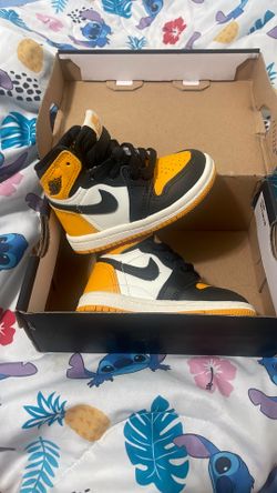 Baby shoes