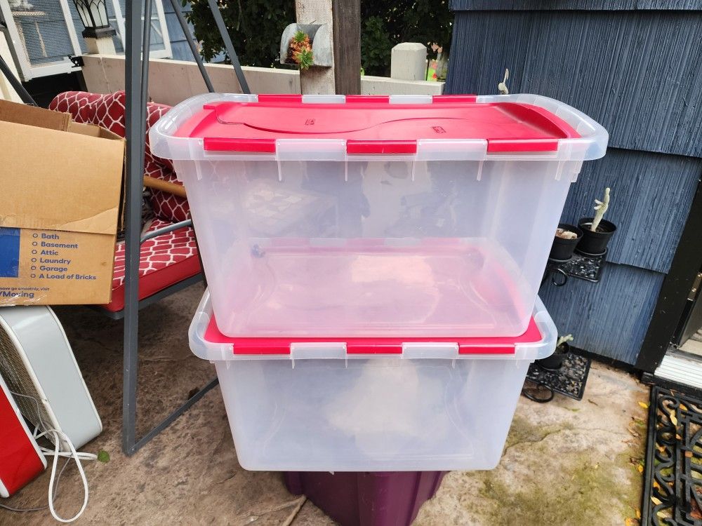 Two storage bins $10 ea
Clear with red lids