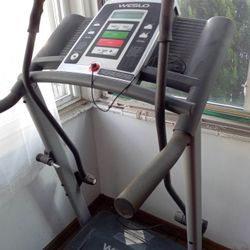 Weslo CrossWalk treadmill