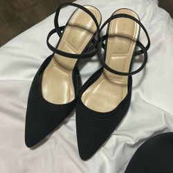 Black Pointed Strappy Heels By Andiamo