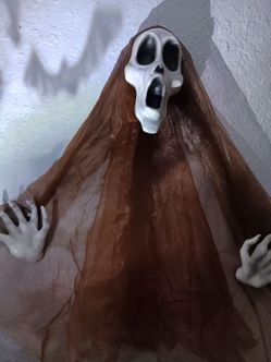 Halloween Ghost Face Hanging Decoration with bats light bulb