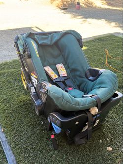 Doona stroller/car seat