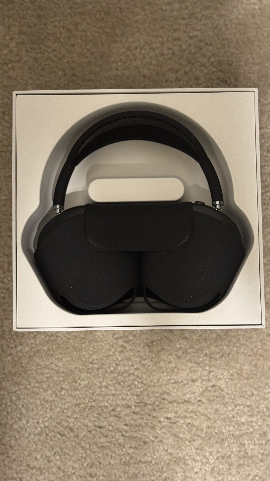 “Black” Airpod Maxes