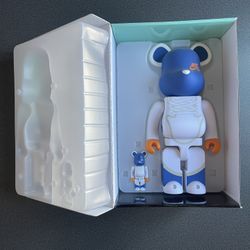 Nike SB Bearbrick 400% + 100%