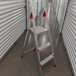 3 Step Ladder 
