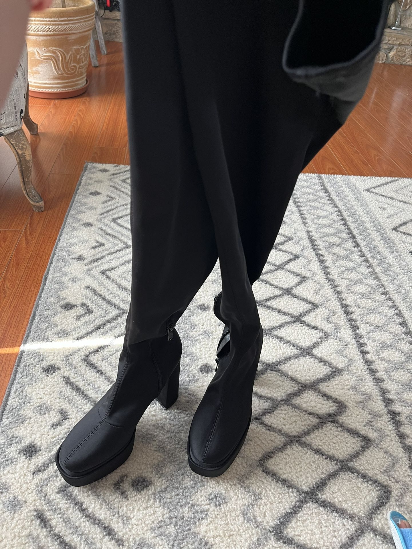 Faux Over The Knee Platform Boots (Forever21)