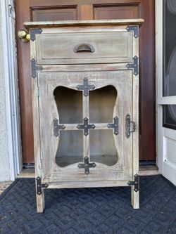 Gorgeous Nightstand Side Table