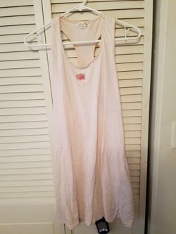 Secret Treasures Sleeveless Gown. Size Large.