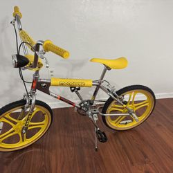 Mongoose STRANGER THINGS 