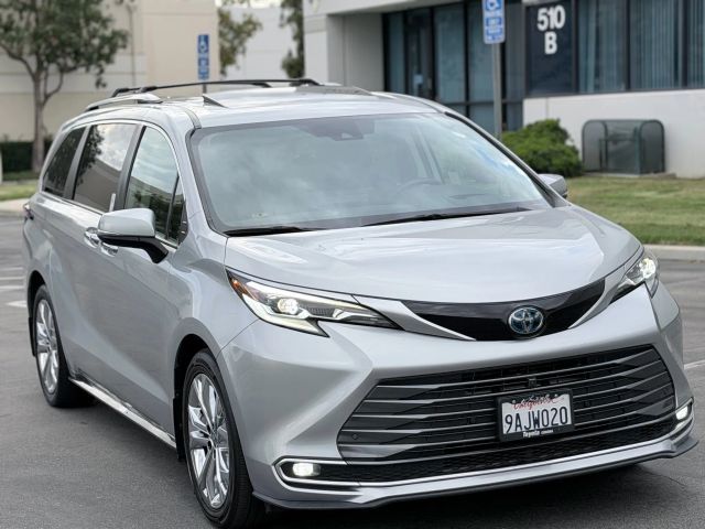 2022 Toyota Sienna