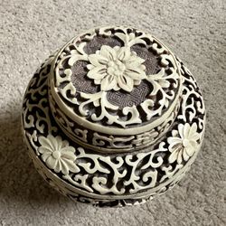 Carved Pot Urn Decoration