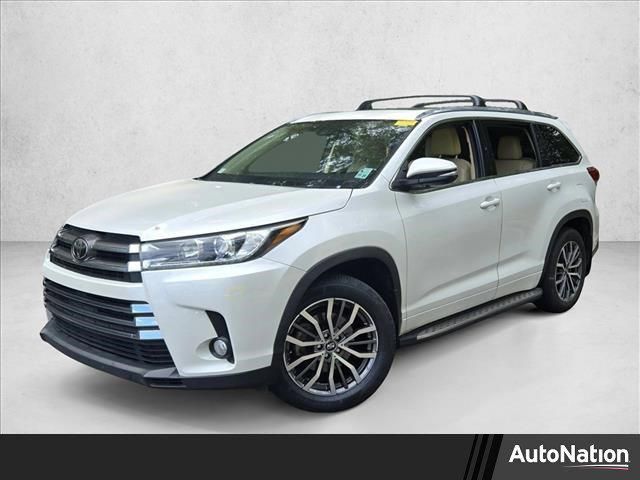 2017 Toyota Highlander