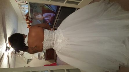 Wedding gown brand new more pictures available upon request