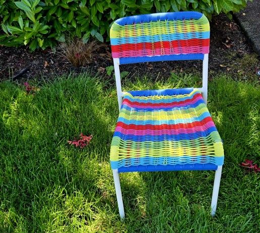 2 Kids Chairs