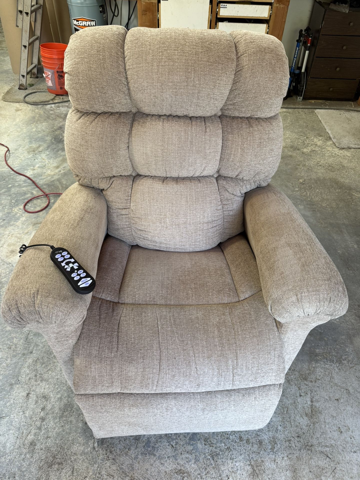 Lift assist Recliner Chair. Ultra-Comfort Brand