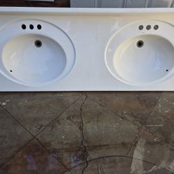 60 Pulgadas Doble Llave Sink