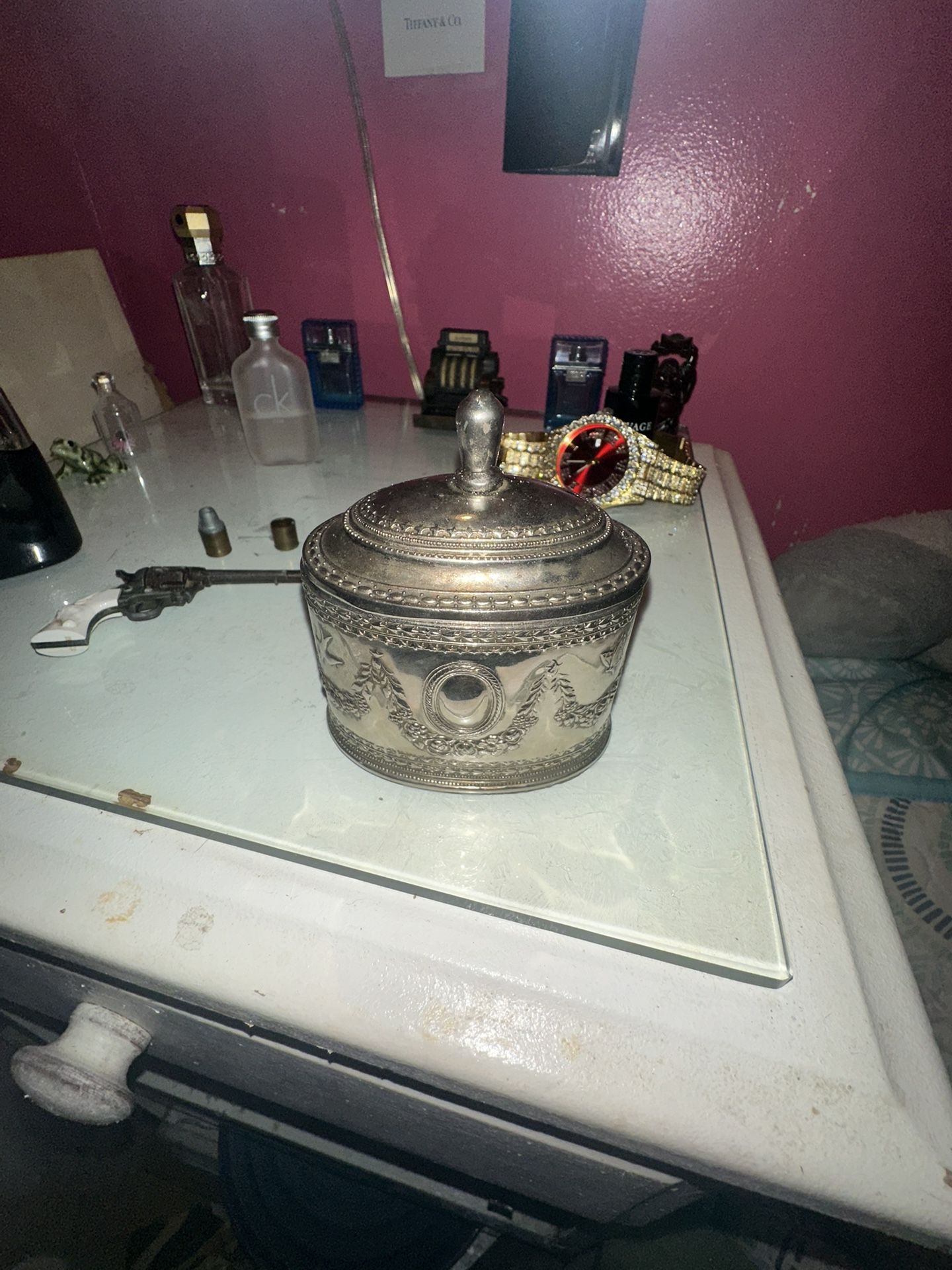 Vintage Antique Godinger Silver Art Co. silver-plated trinket or jewelry box from a vintage collection.