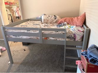 Full size loft bed