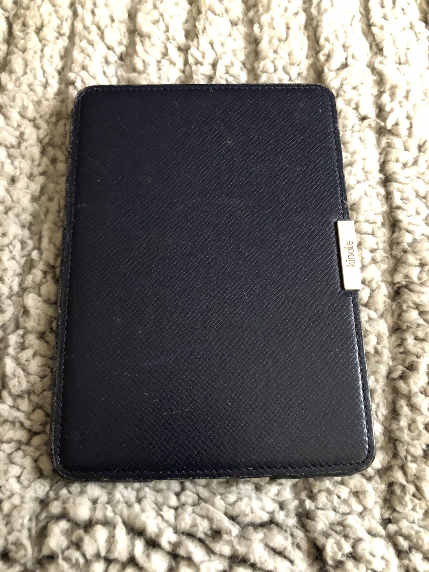 3. Amazon Kindle Paperwhite EY21 5th Generation- 6in - Black