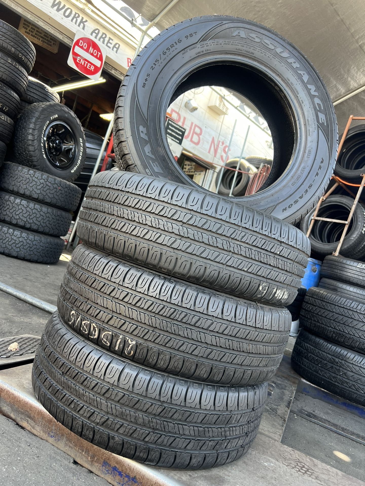 4 Goodyear 215/65/16 Installation Included