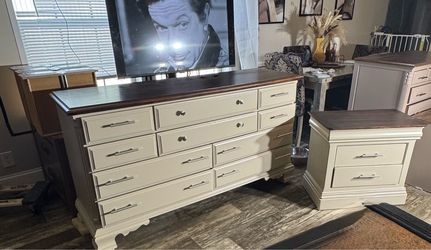 Dresser nightstand