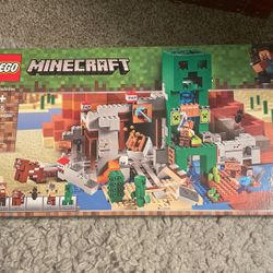 Minecraft Lego Set The  Creeper Mine Unopened