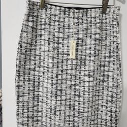 Max Studio skirt with tag