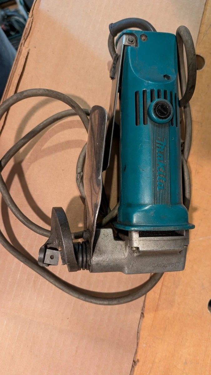 Makita Corded Metal Shearer