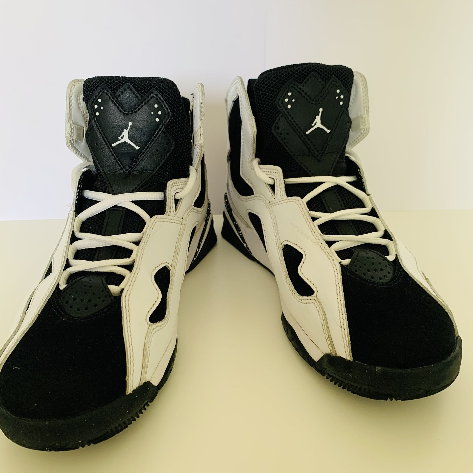 Jordans 7 True Flight