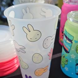 24oz Plastic Color Changing Cups- The More You Buy The Better The Price
