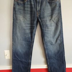 LEVI'S 559 RELAX STRAIGHT FIT...... CHECK OUT MY PAGE FOR MORE ITEMS