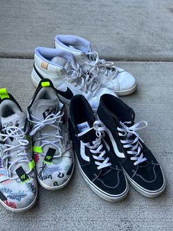 Men tennis shoes set 25 Dlrs