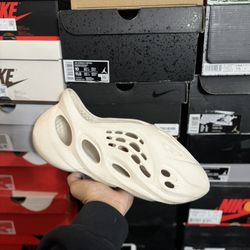 Adidas Yeezy Foam Runner size Ararat size 13 USED But Clean