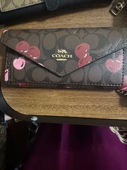 Wallet coach $25