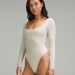 Lululemon Nulu Square-Neck Bodysuit (XS)