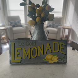 Lemonade Decor Bundle 