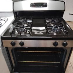 G.E GAS STOVE