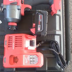 MILWAUKEE IMPACT WRENCH 18V LITHIUM FUEL BRUSHLESS 7/16 WITH BATTERY CHARGER 