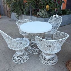 Mid century fiberglass patio set