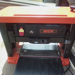 Wen 13" Thickness Planner. 