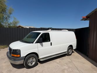2017 GMC Savana 2500 Cargo