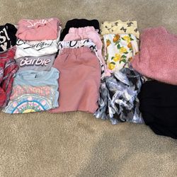 Girls clothes 