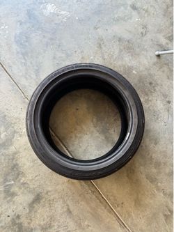 Goodyear tire 235/40R19 96V