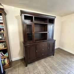Ashley Cabinet Hutch