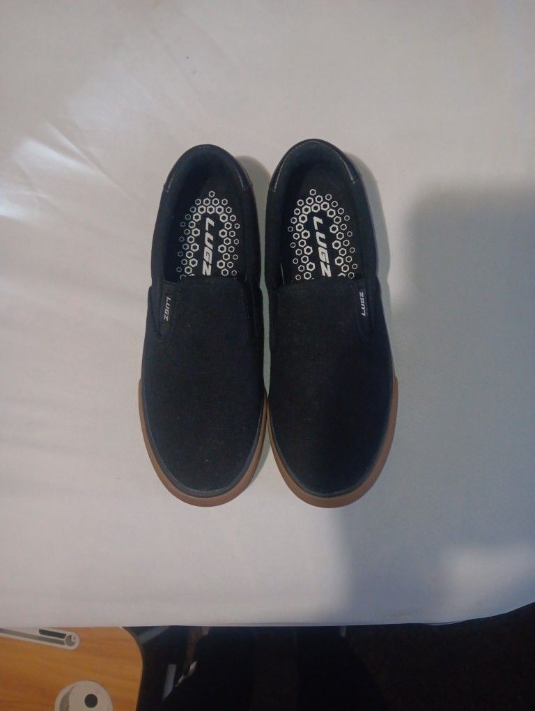 New Never Worn Lugz Size 4.5